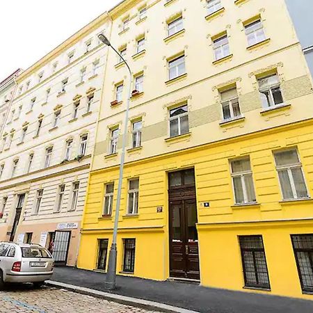 Ground Floor Apartment Prague Ngoại thất bức ảnh