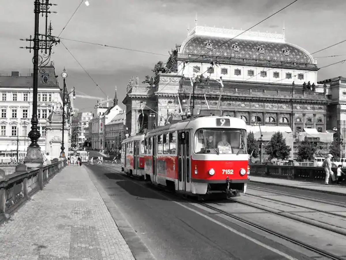 Ground Floor Apartment Prague Ngoại thất bức ảnh