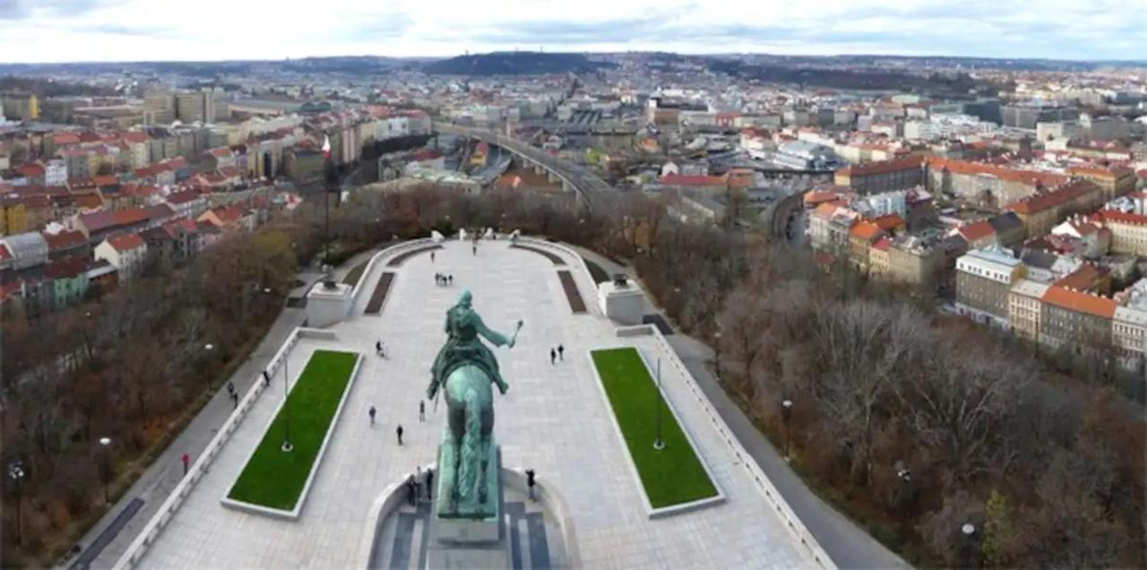 Ground Floor Apartment Prague Ngoại thất bức ảnh