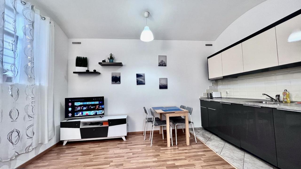 Ground Floor Apartment Prague Ngoại thất bức ảnh