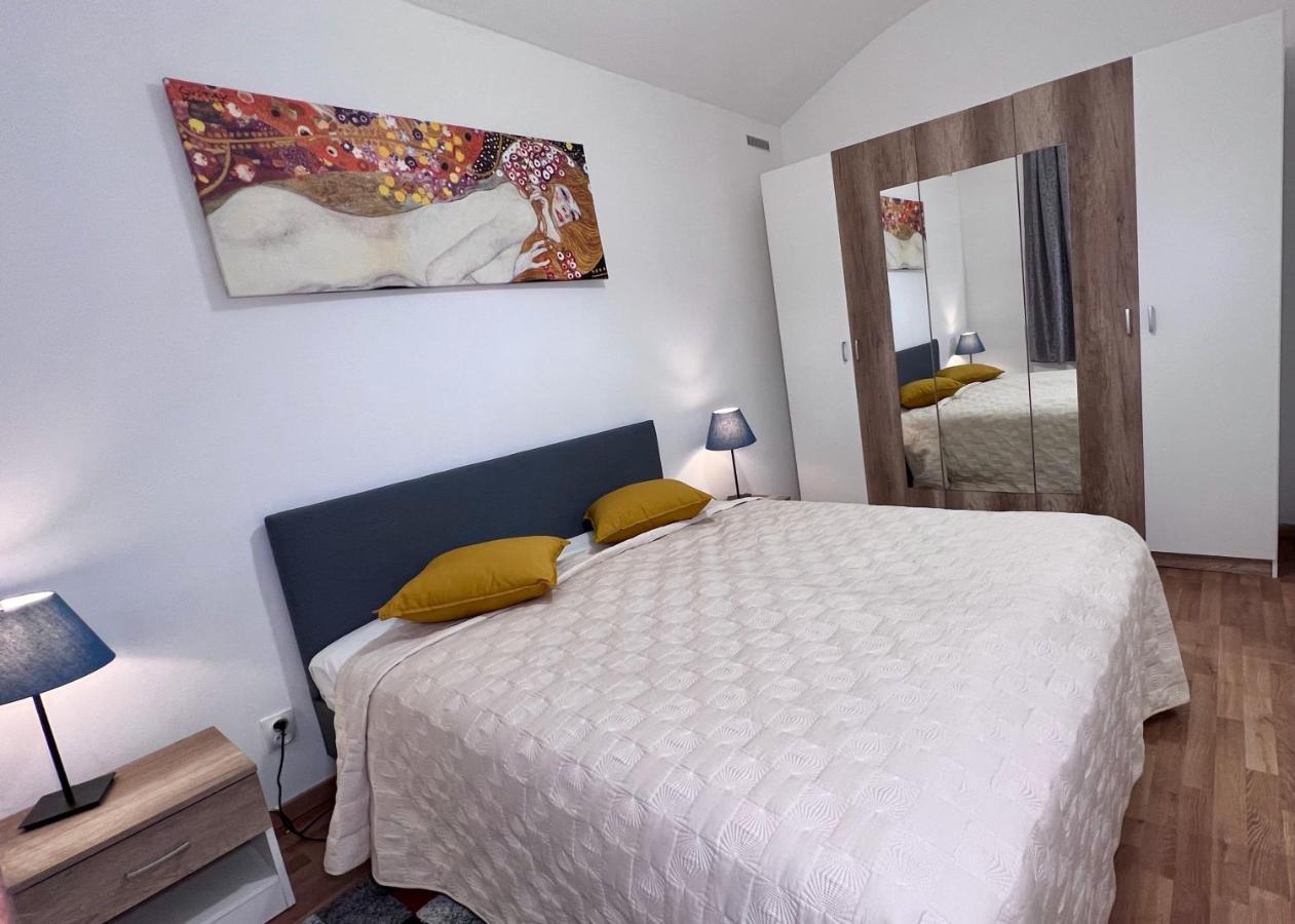 Ground Floor Apartment Prague Ngoại thất bức ảnh